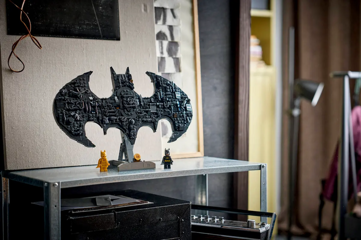 LEGO® Batman™ Batman™ Logo 76330