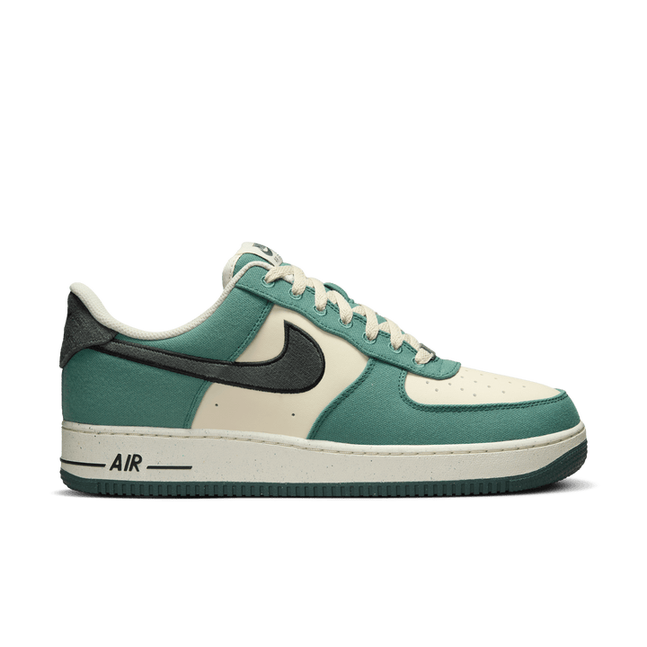 Nike Air Force 1 '07 LV8 'Coconut Milk/Vintage Green'
