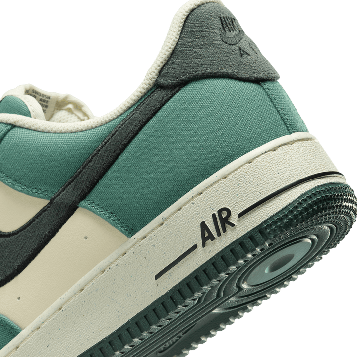 Nike Air Force 1 '07 LV8 'Coconut Milk/Vintage Green'