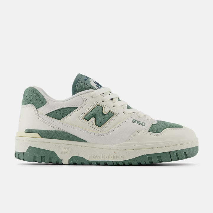 Women's New Balance 550 'Sea Salt/Dark Juniper'