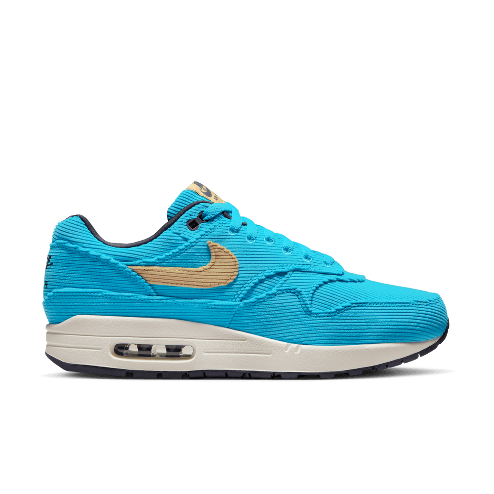 Powder blue 2025 nike air max