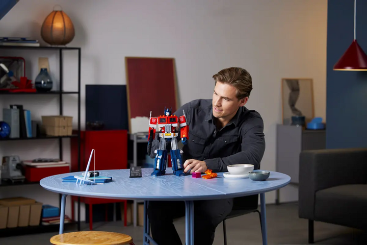 LEGO® Optimus Prime 10302