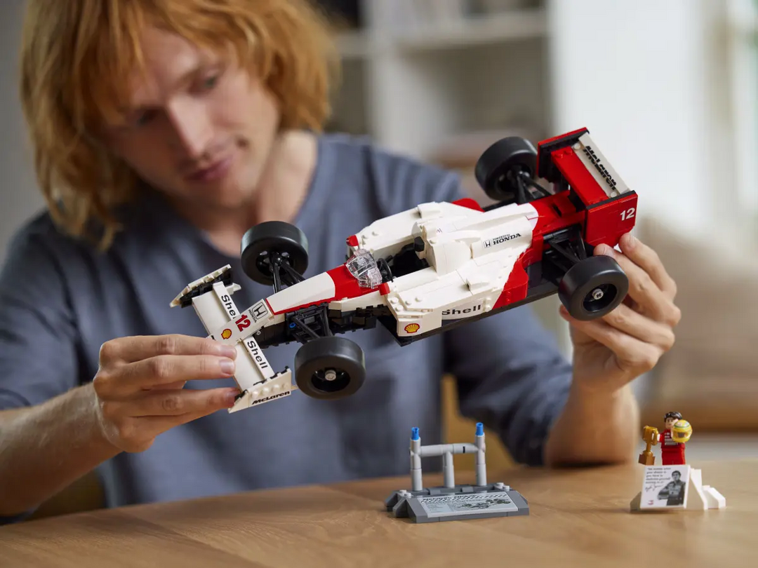 LEGO® Icons McLaren MP4/4 & Ayrton Senna 10330