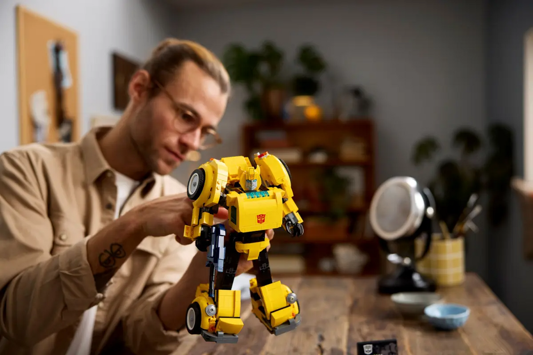 LEGO® Bumblebee 10338