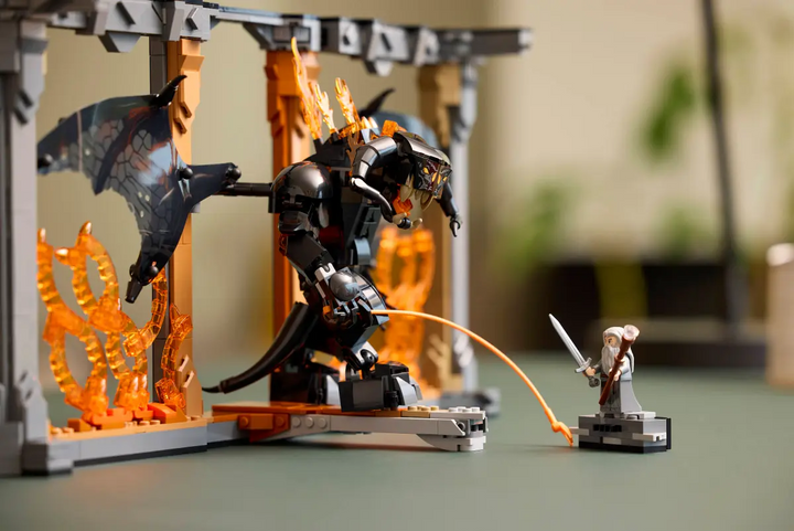LEGO® Icons The Lord of the Rings: Balrog™ Book Nook 10367