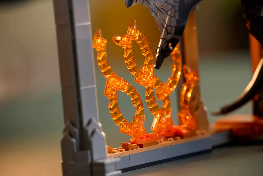 LEGO® Icons The Lord of the Rings: Balrog™ Book Nook 10367