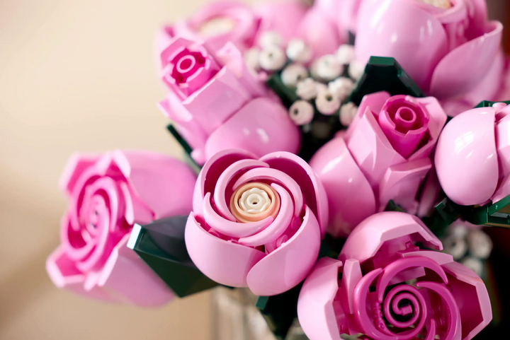 LEGO® Botanicals Bouquet of Pink Roses 10374