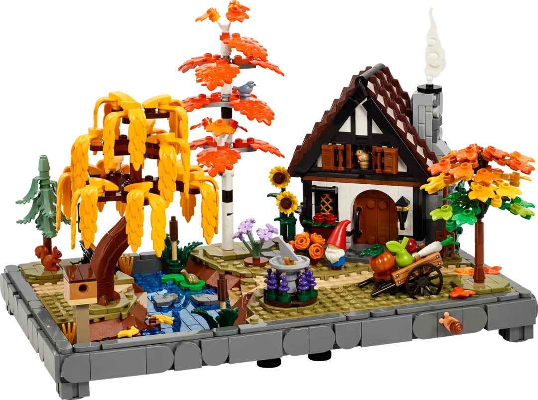 LEGO® Icons Autumn Cottage Garden 11372