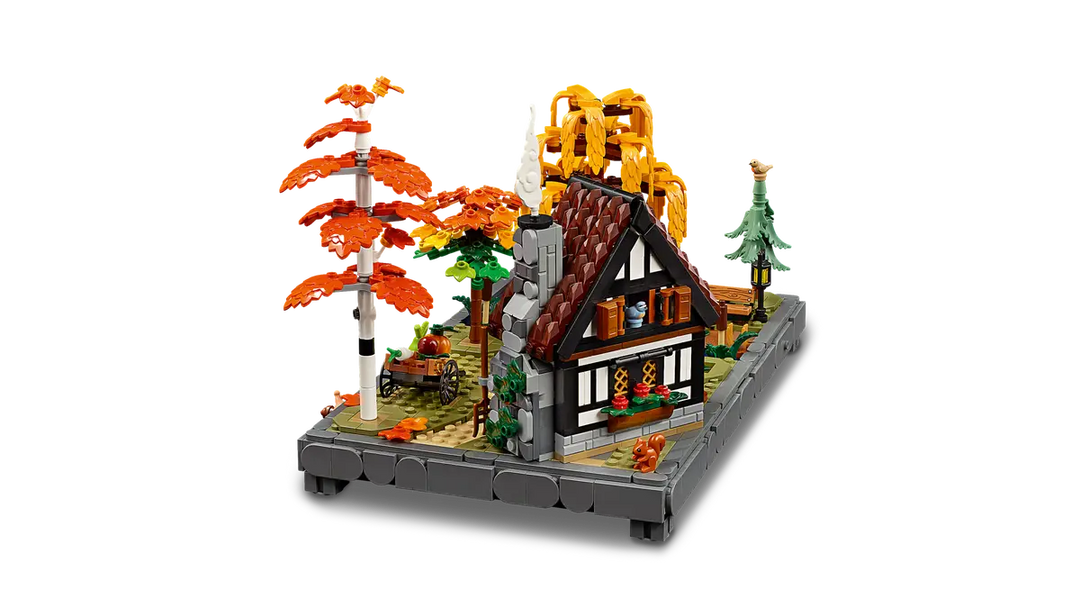 LEGO® Icons Autumn Cottage Garden 11372