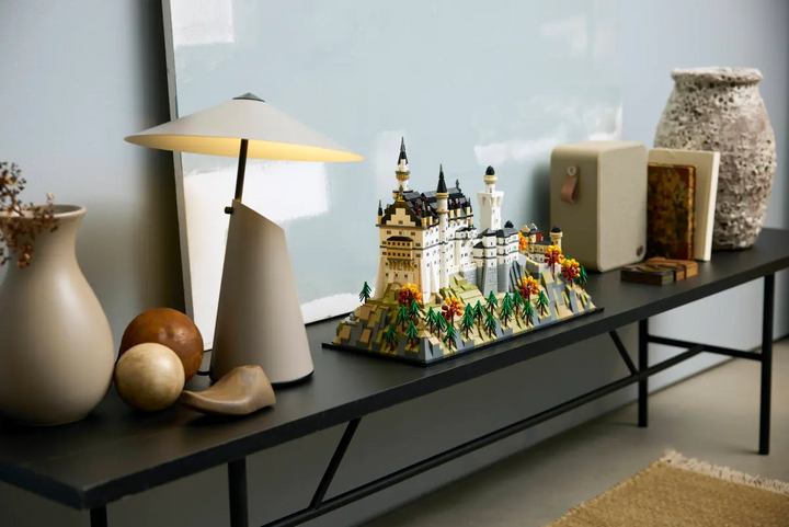 LEGO® Architecture Neuschwanstein Castle 21063