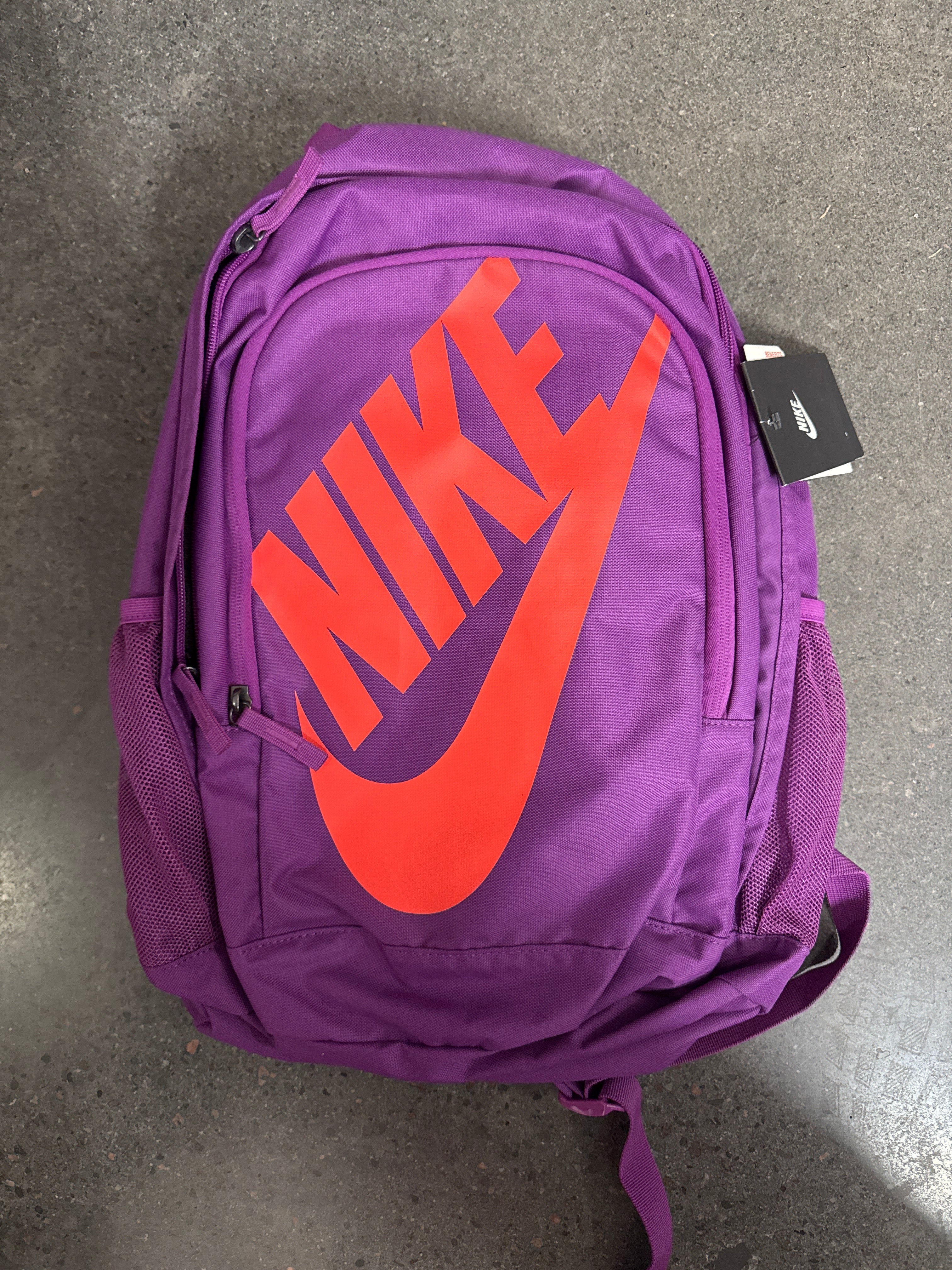 nike tanjun backpack purple