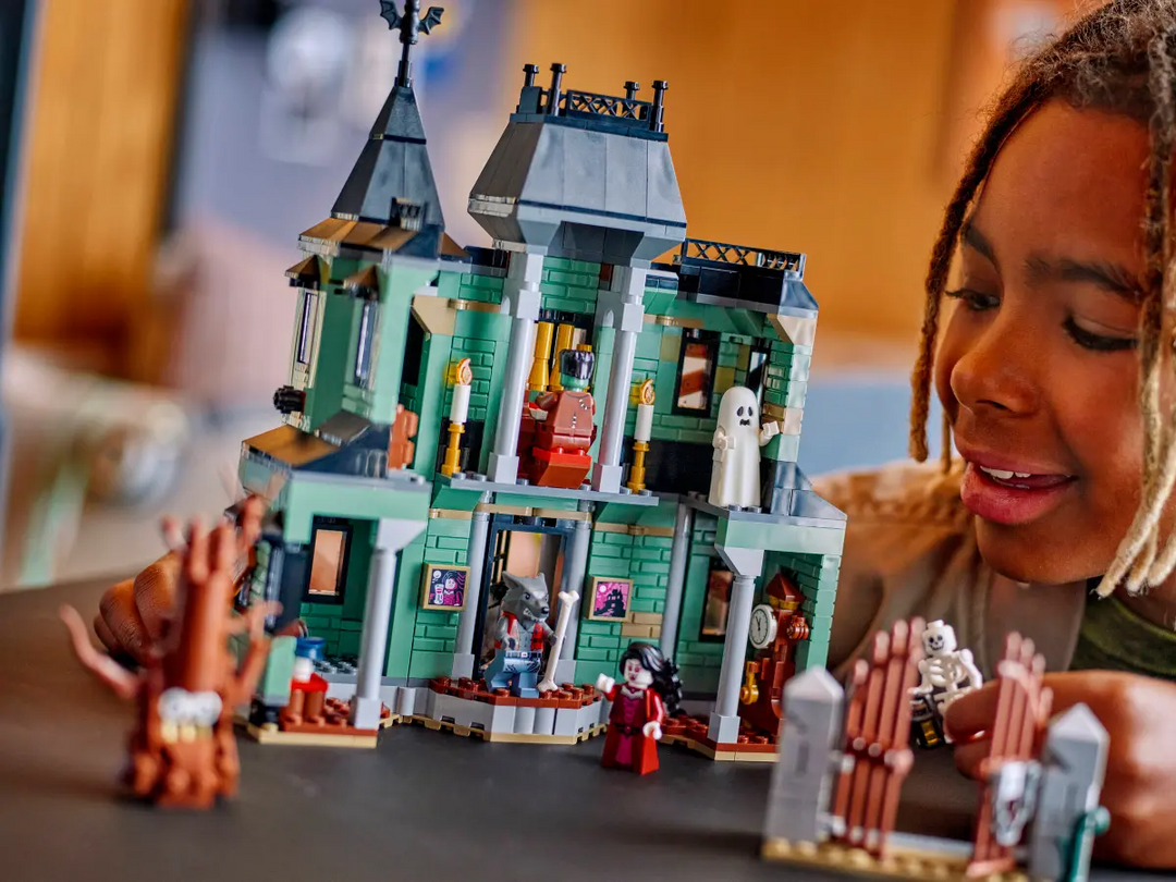 LEGO® Creator 3-in-1 Haunted Mansion 31167