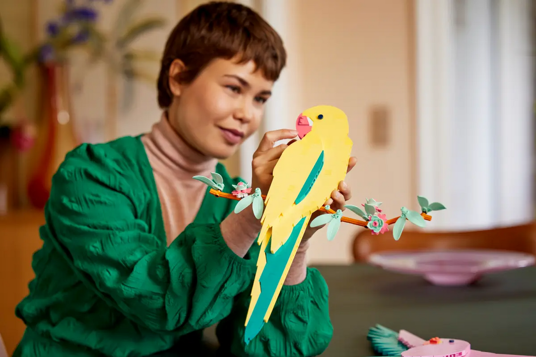 LEGO® Art The Fauna Collection – Macaw Parrots 31211