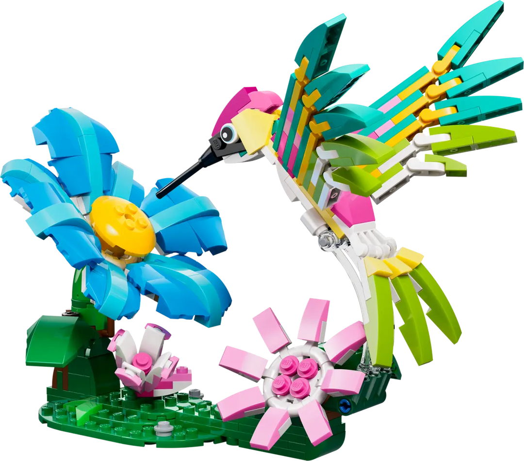LEGO® Creator 3-in-1 Wild Animals: Colorful Hummingbird 31384