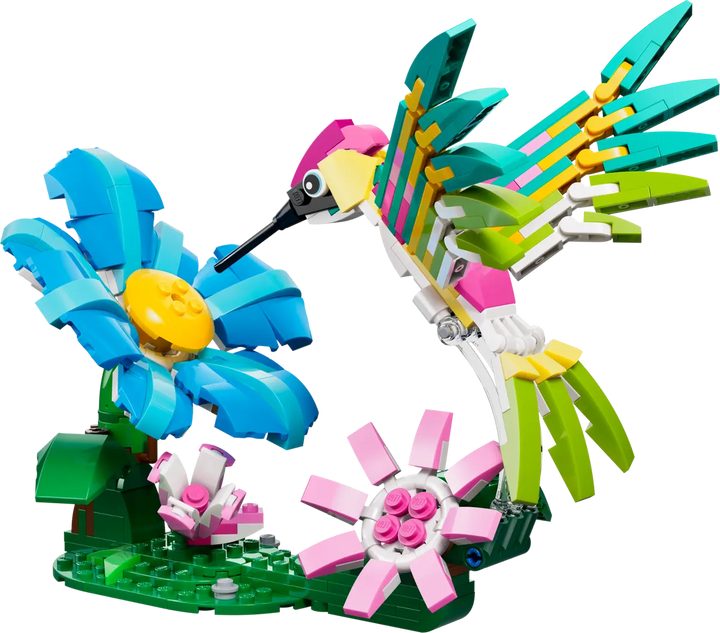 LEGO® Creator 3-in-1 Wild Animals: Colorful Hummingbird 31384