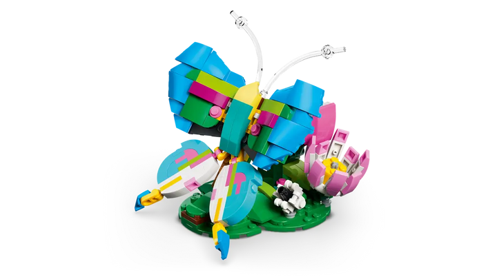 LEGO® Creator 3-in-1 Wild Animals: Colorful Hummingbird 31384