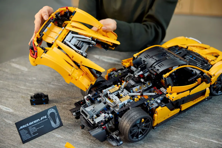 LEGO® Technic™ McLaren P1™ 42172