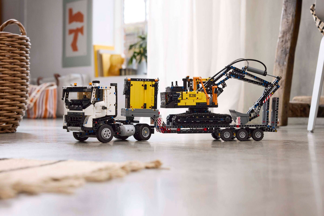 LEGO® Technic™ Volvo FMX Truck & EC230 Electric Excavator 42175