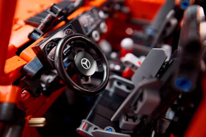 LEGO® Technic™ Mercedes-Benz G 500 PROFESSIONAL Line 42177