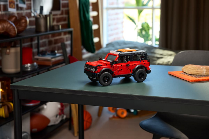 LEGO® Technic™ Ford Bronco® SUV 42213