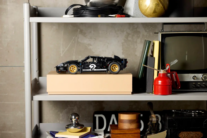 LEGO® Technic™ 1966 Ford GT40 MKII Race Car 42223