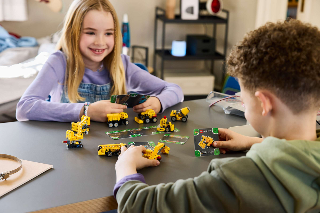 LEGO® Technic™ Mighty Machines 42233