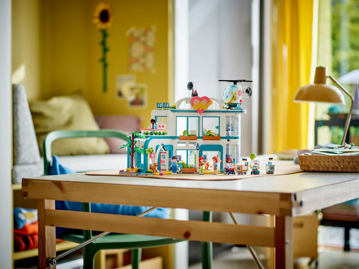 LEGO® Friends Heartlake City Hospital 42621