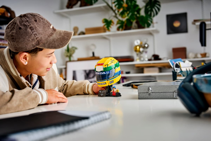 LEGO® Editions Ayrton Senna Helmet 43024