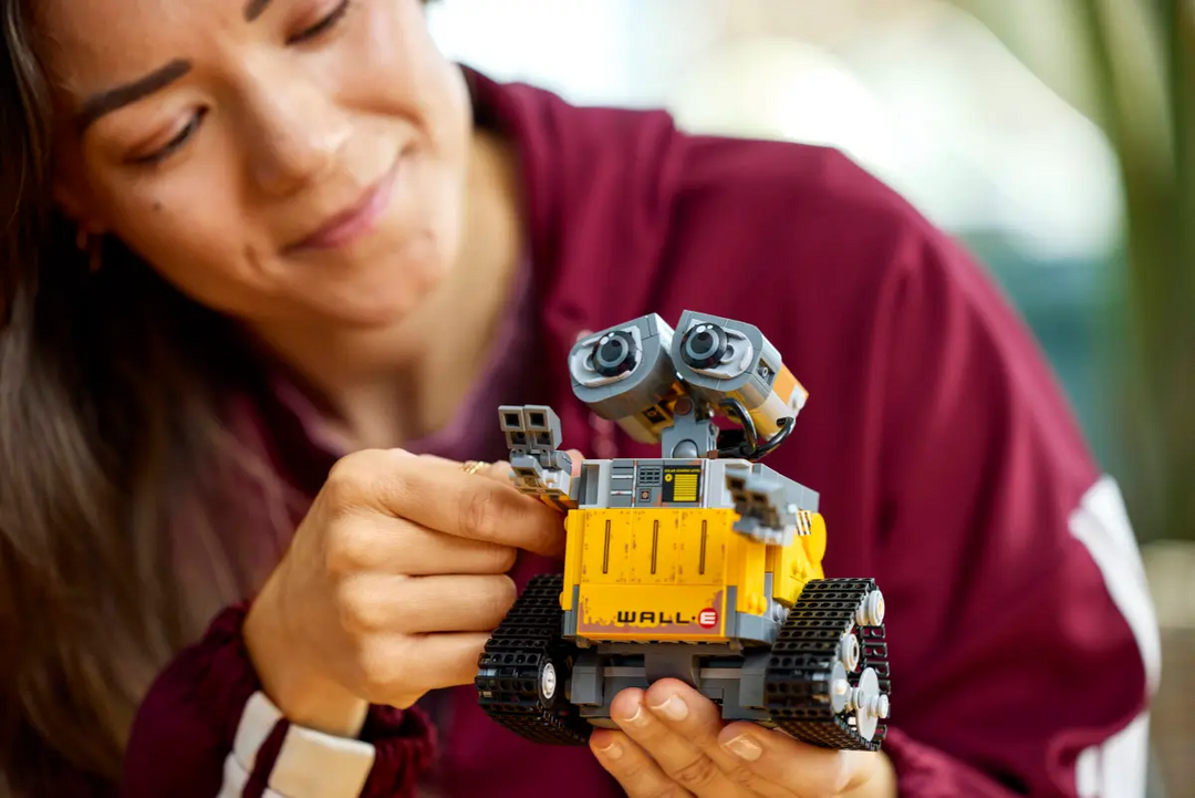 LEGO®  Disney™ WALL-E and EVE 43279