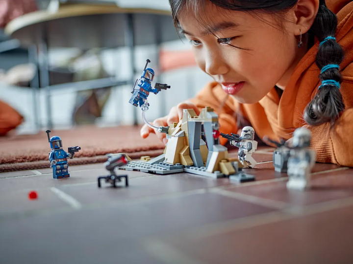 LEGO® Star Wars™ Ambush on Mandalore™ Battle Pack 75373