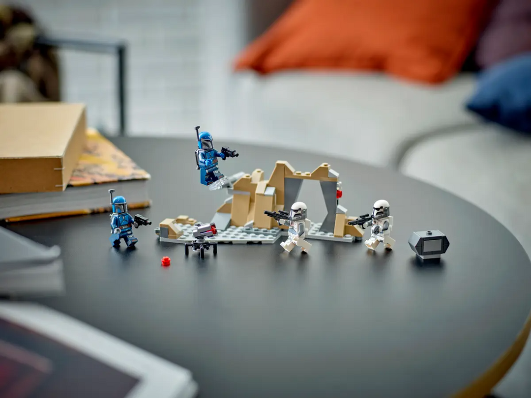 LEGO® Star Wars™ Ambush on Mandalore™ Battle Pack 75373