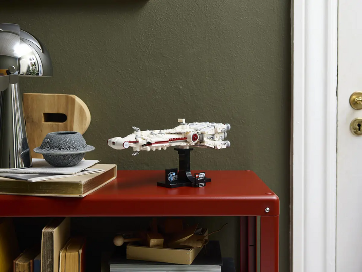 LEGO® Star Wars™ Tantive IV™ 75376