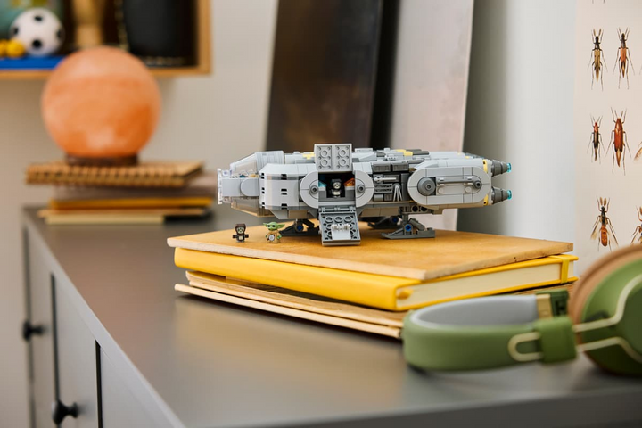 LEGO® Star Wars™ Anzellan Starship 75445