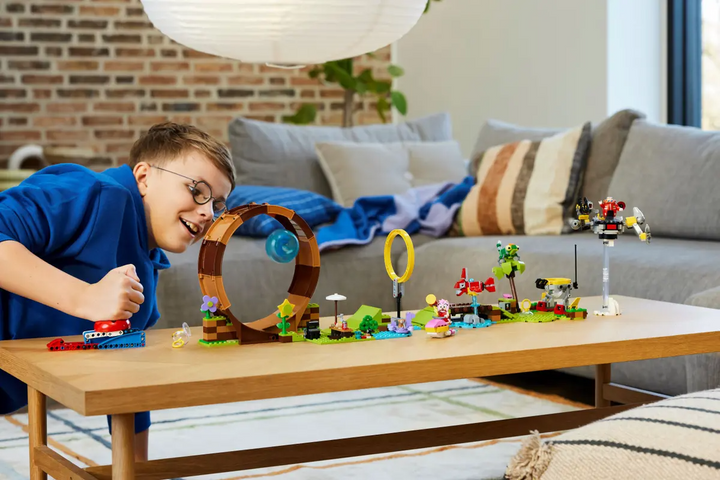 LEGO® Sonic the Hedgehog™ Sonic's Green Hill Zone Loop Challenge 76994