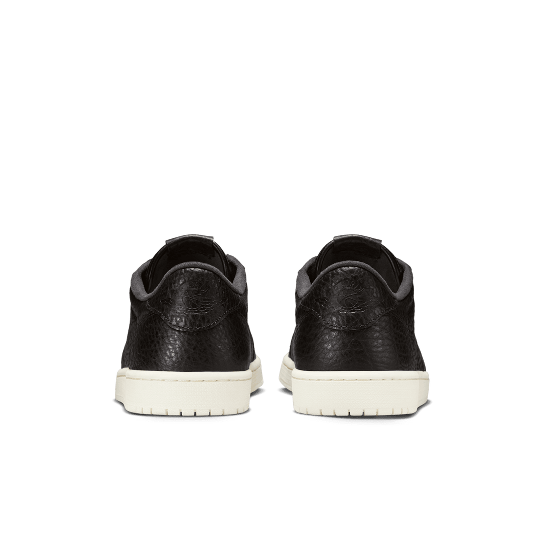 Air Jordan 1 Retro Low 'Black/Sail'