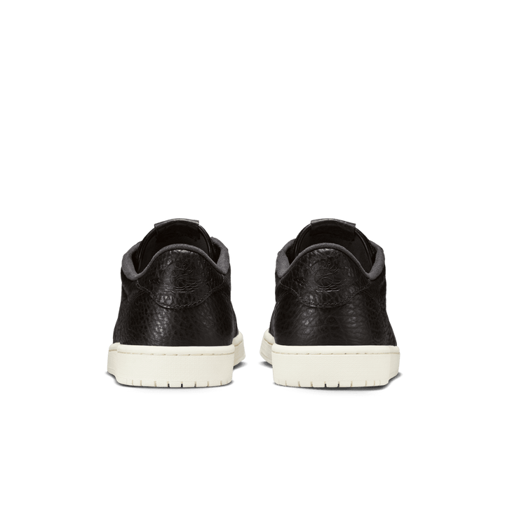 Air Jordan 1 Retro Low 'Black/Sail'