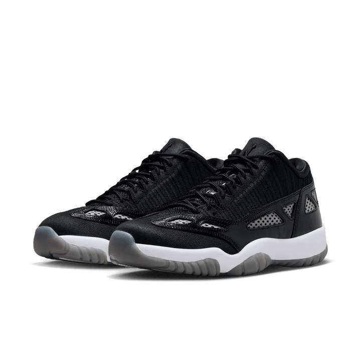 Air Jordan 11 Retro Low IE 'Black/White'