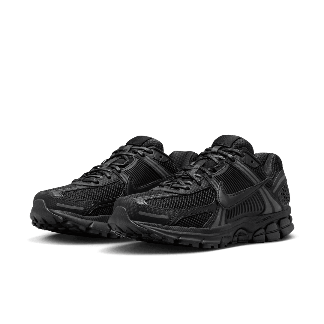 Nike Zoom Vomero 5 'Triple Black'