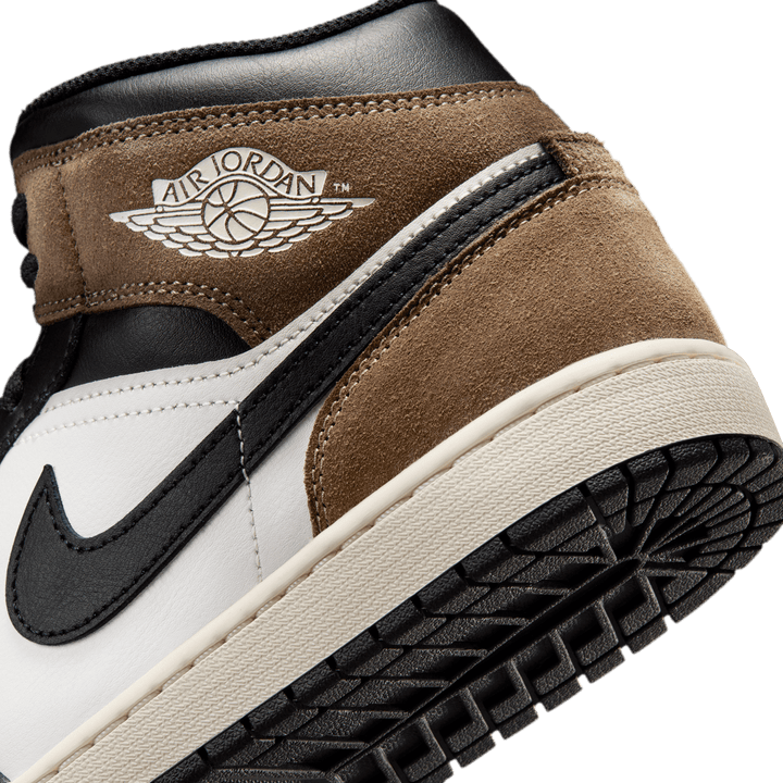Air Jordan 1 Mid 'Black/Palomino'