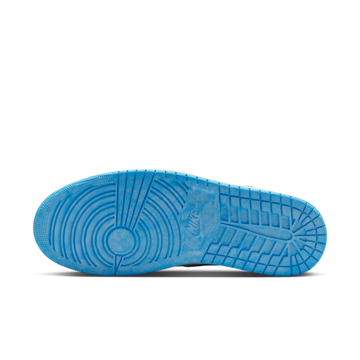 Air Jordan 1 Retro High OG 'UNC Reimagined'