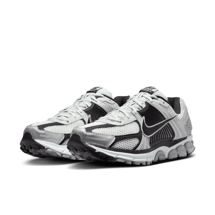 Nike Zoom Vomero 5 'Silver/Black'