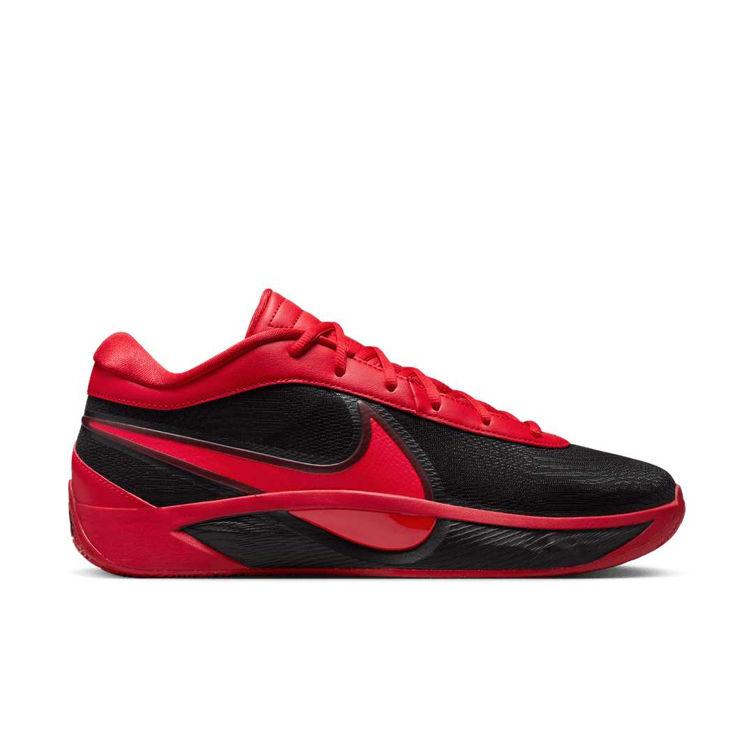 Adidas Basketball Shoes Low Top Nike Freak 'Bred'