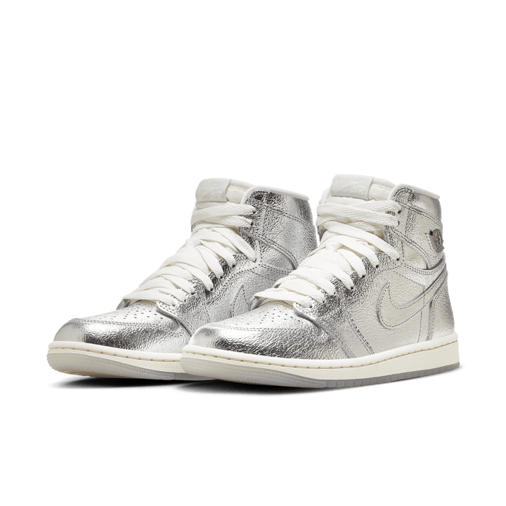 Women's Air Jordan 1 Retro High 'Metallic Silver'