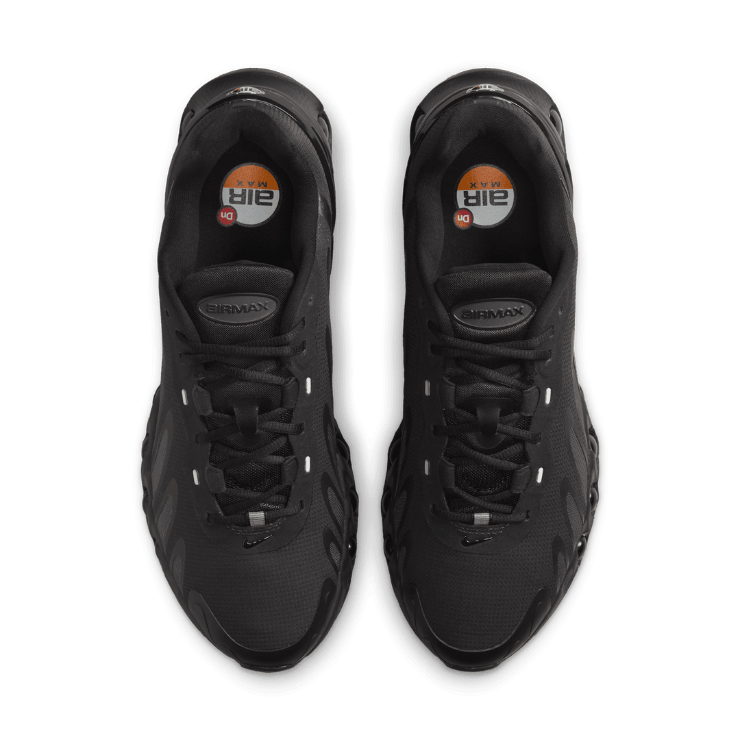 Nike Air Max DN8 'Triple Black' – Courtside Sneakers Nike Air Max DN8 'Triple Black' – Courtside Sneakers