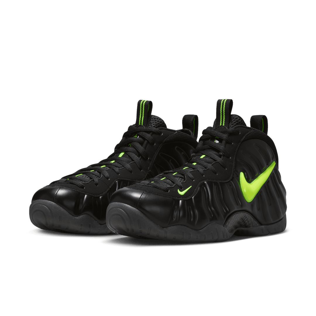Nike Air Foamposite Pro 'Voltage'