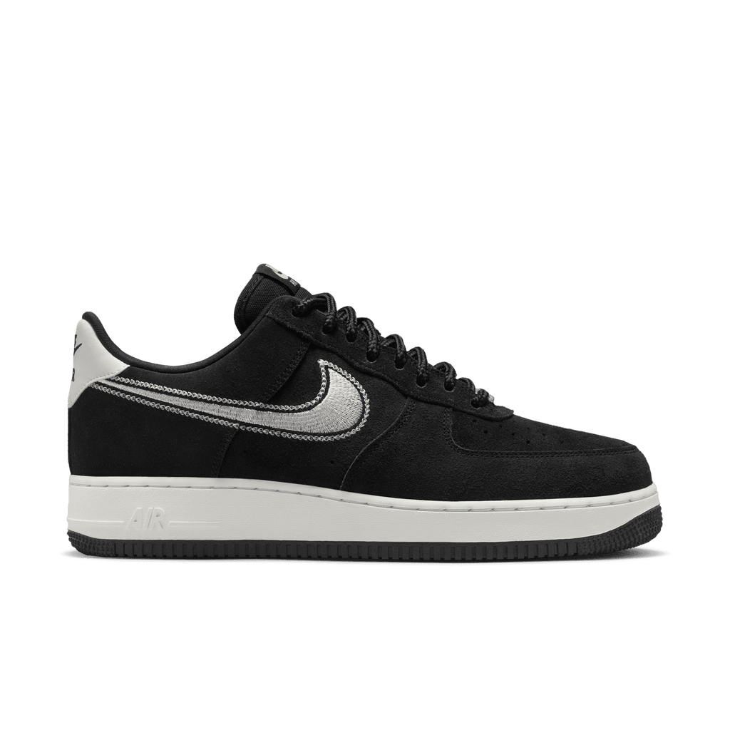 NIKE AIR FORCE 1 '07 ブラック 11 Amazon | NIKE エア フォース 1 '07 [AIR FORCE 1'07] ブラック