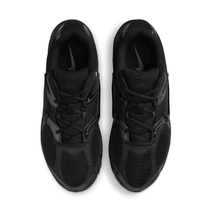 Nike V5 RNR 'Triple Black'