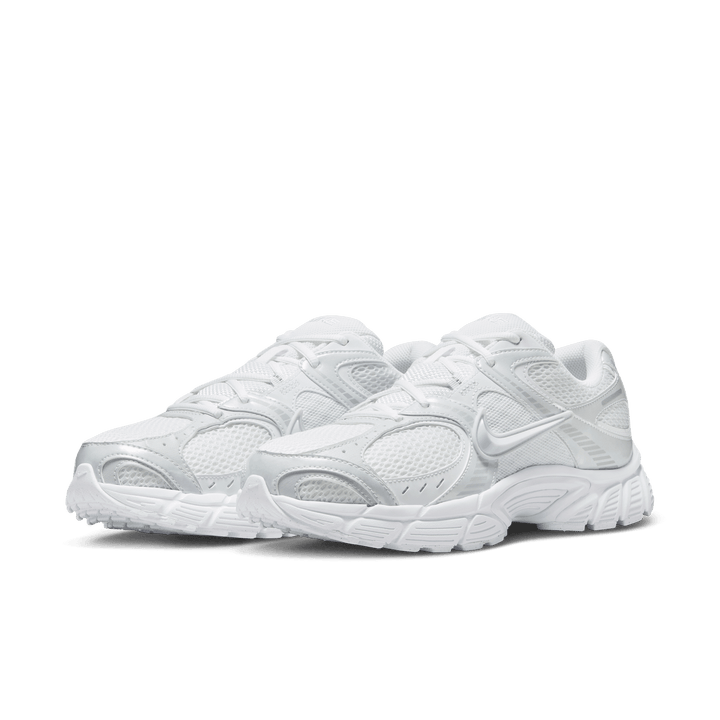 Nike V5 RNR 'Triple White'
