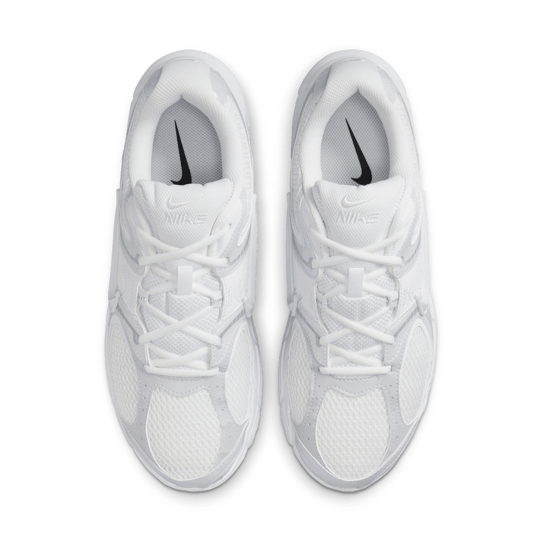 Nike V5 RNR 'Triple White'