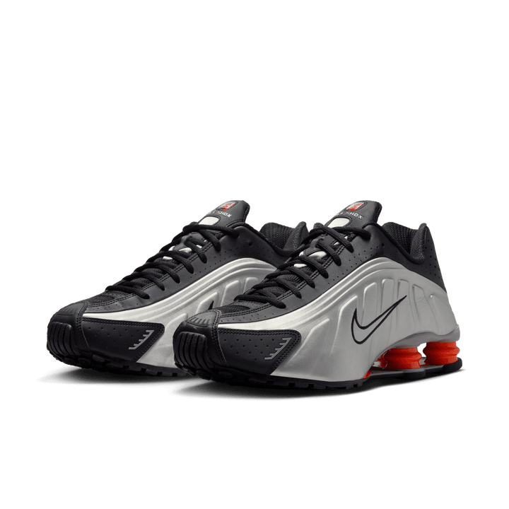 Nike Shox R4 'Black/Metallic Silver'